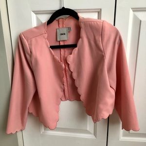 Cropped , Scalloped Blazer